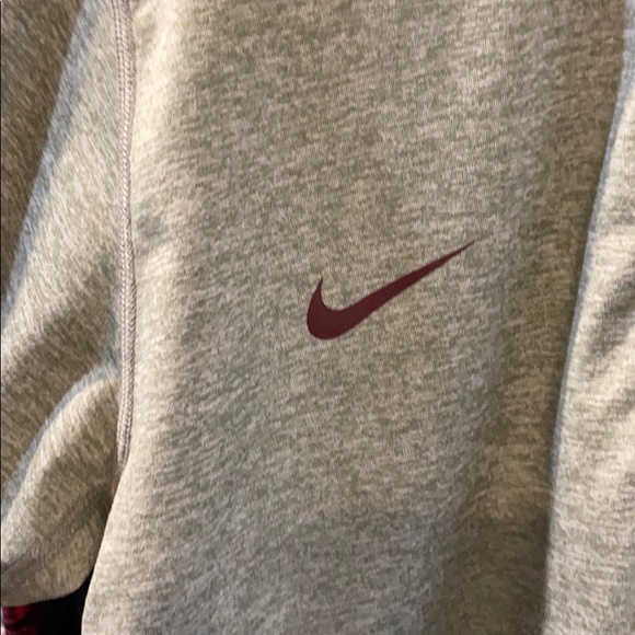 Harvard Nike 1/4 zip - Picture 3 of 5